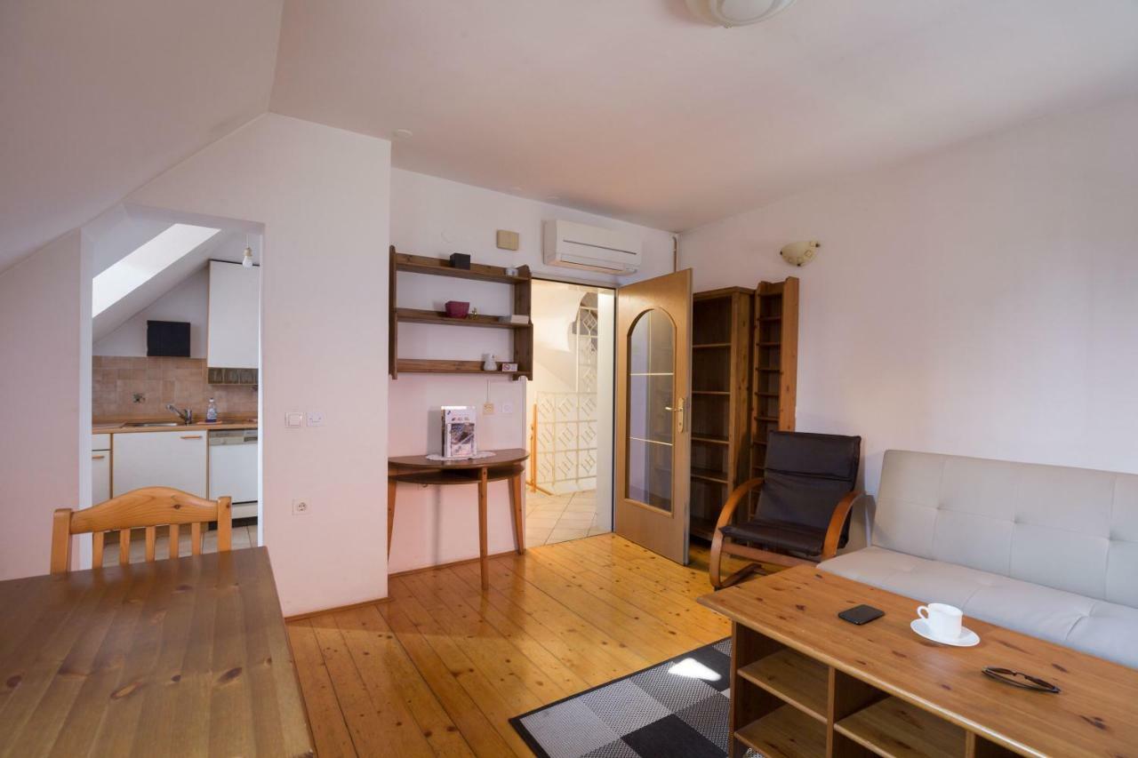Spacious 2-Bedroom Apartment Zabjak With Ac Tour As Ljubljana Liubliana Exterior foto